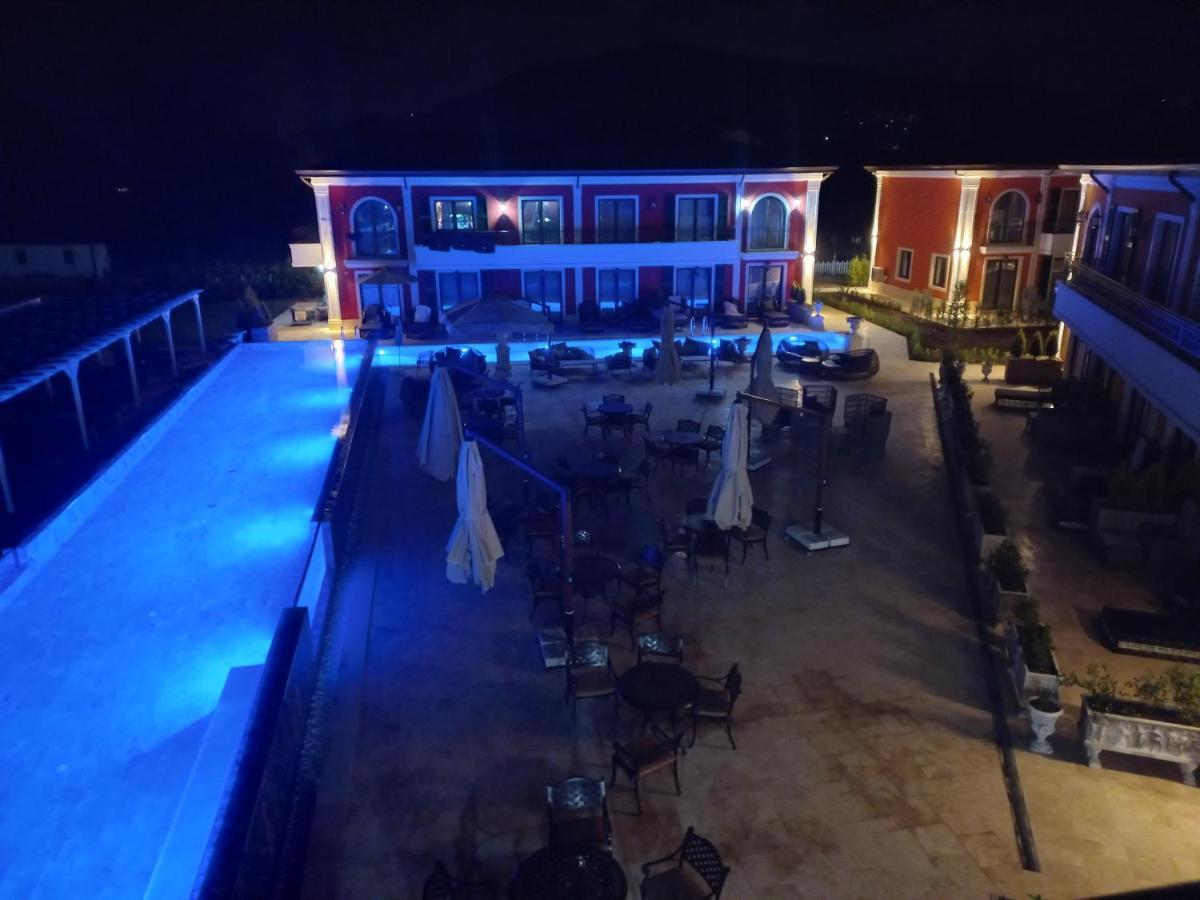 Villas For 4 Or 6 Adults In Therma Village Kranevo Exterior foto