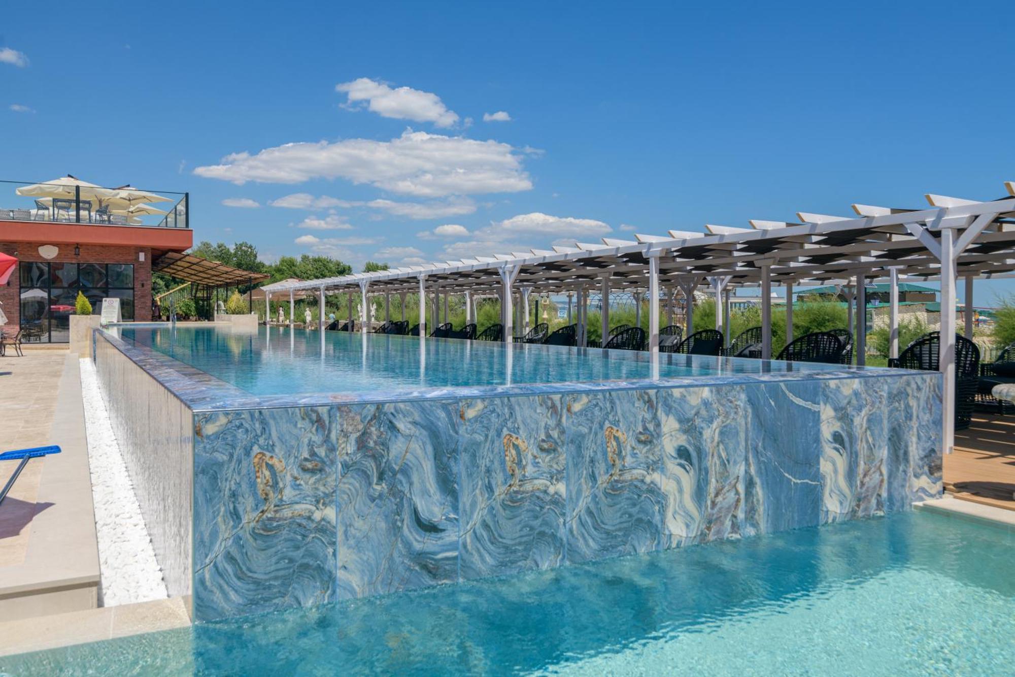 Villas For 4 Or 6 Adults In Therma Village Kranevo Exterior foto