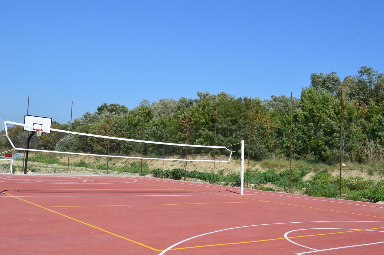 Villas For 4 Or 6 Adults In Therma Village Kranevo Exterior foto
